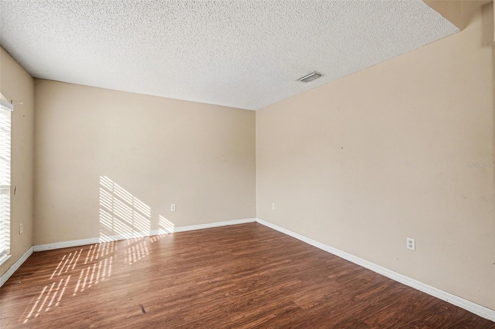 Image 22 of 25 For 489 Freeman Road Nw