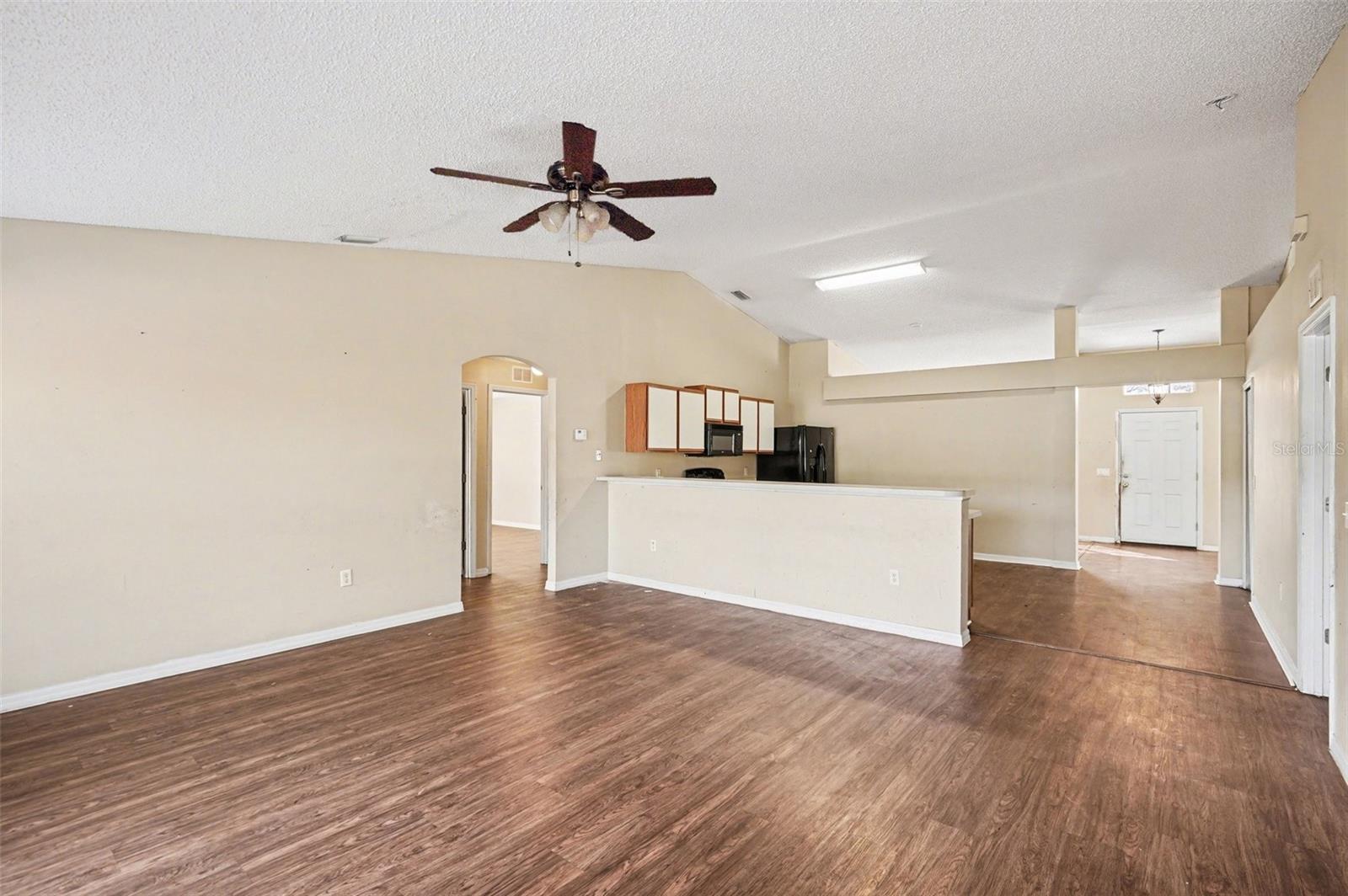 Image 4 of 25 For 489 Freeman Road Nw