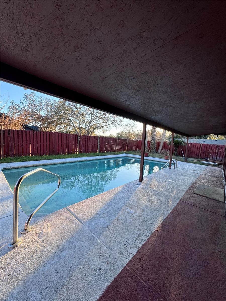 Image 19 of 68 For 9910 Canterbury Drive