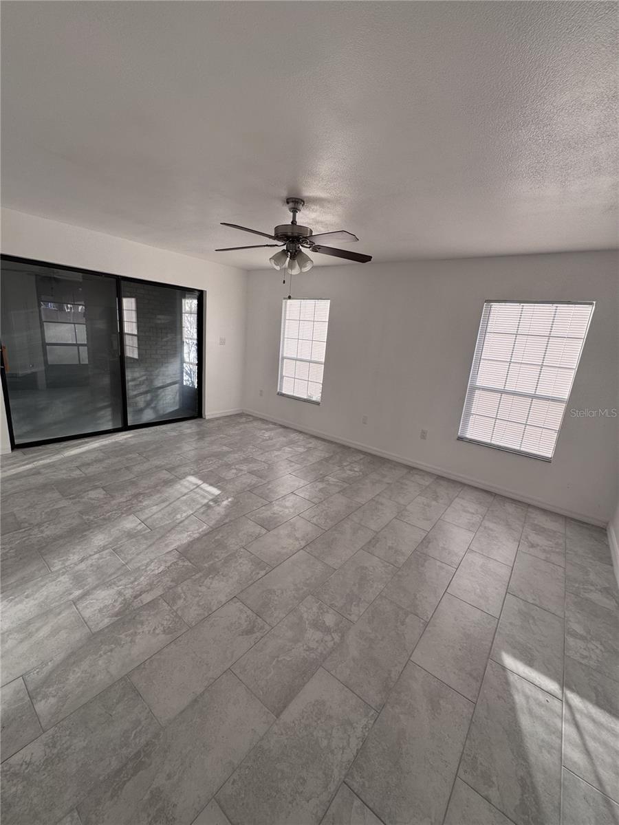 Image 25 of 68 For 9910 Canterbury Drive