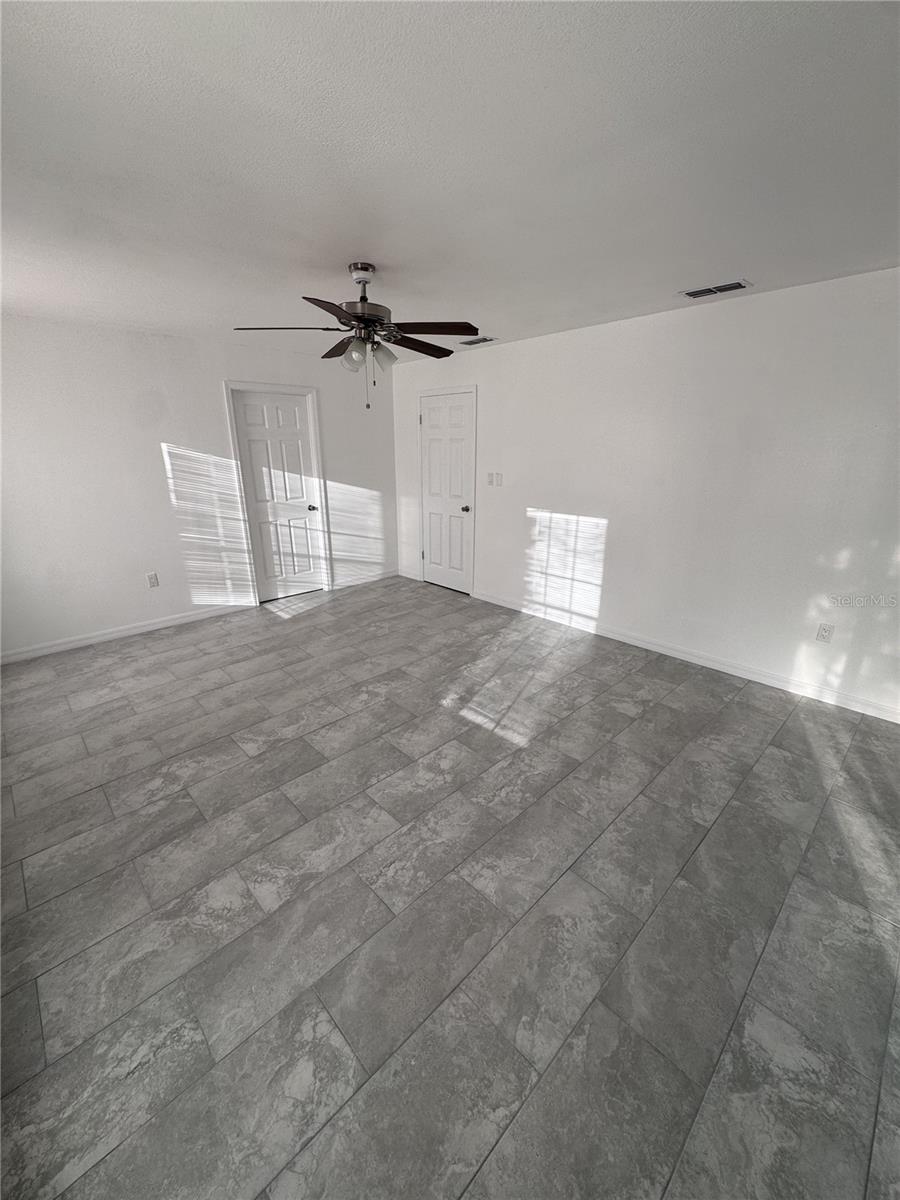 Image 26 of 68 For 9910 Canterbury Drive