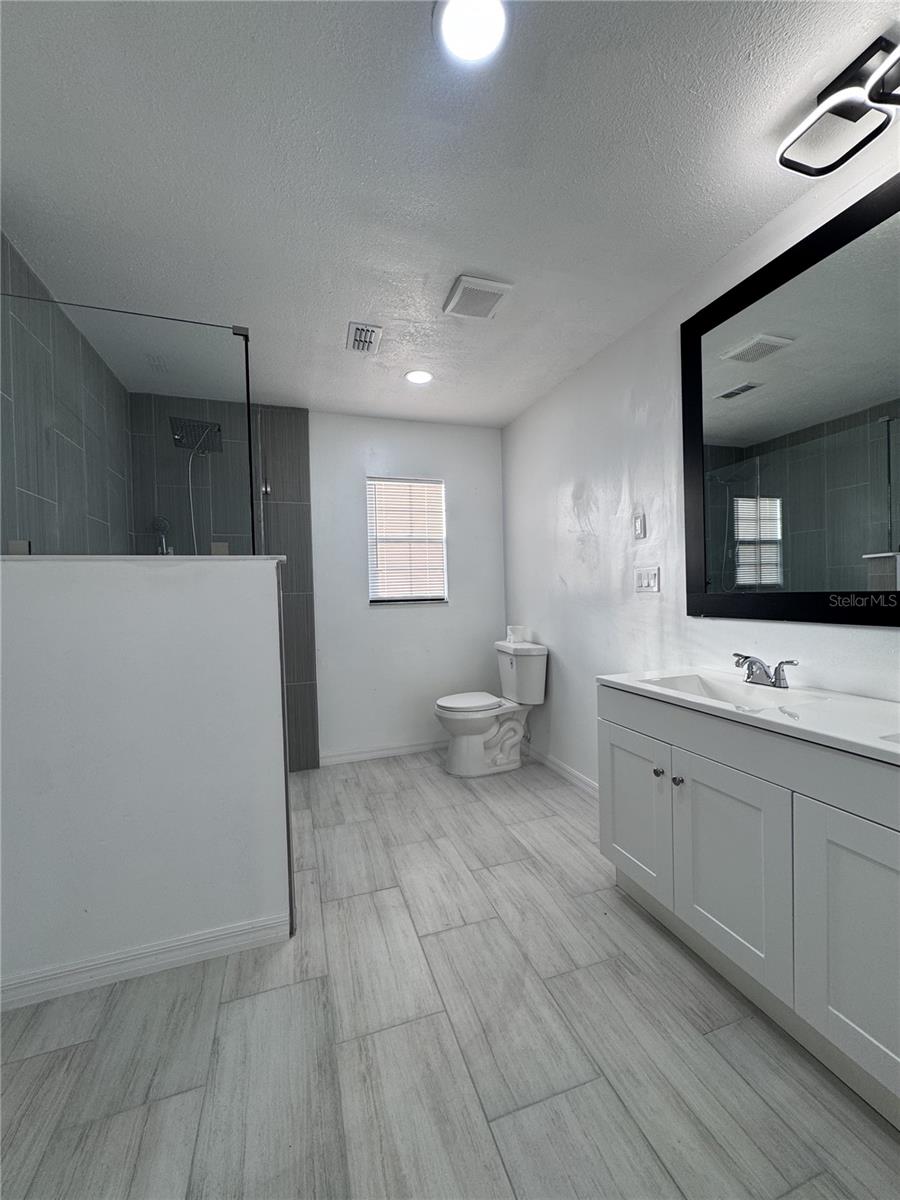 Image 29 of 68 For 9910 Canterbury Drive