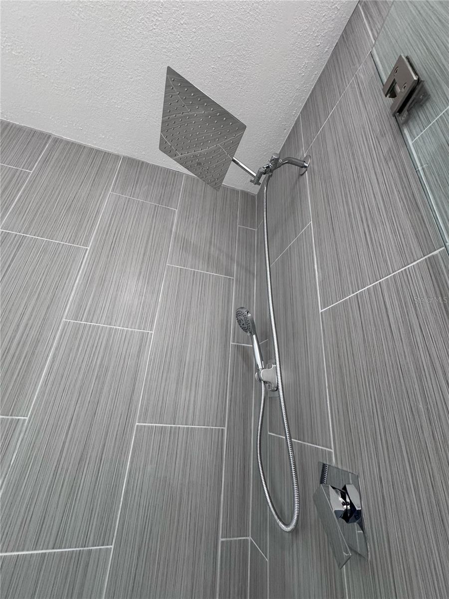 Image 45 of 68 For 9910 Canterbury Drive