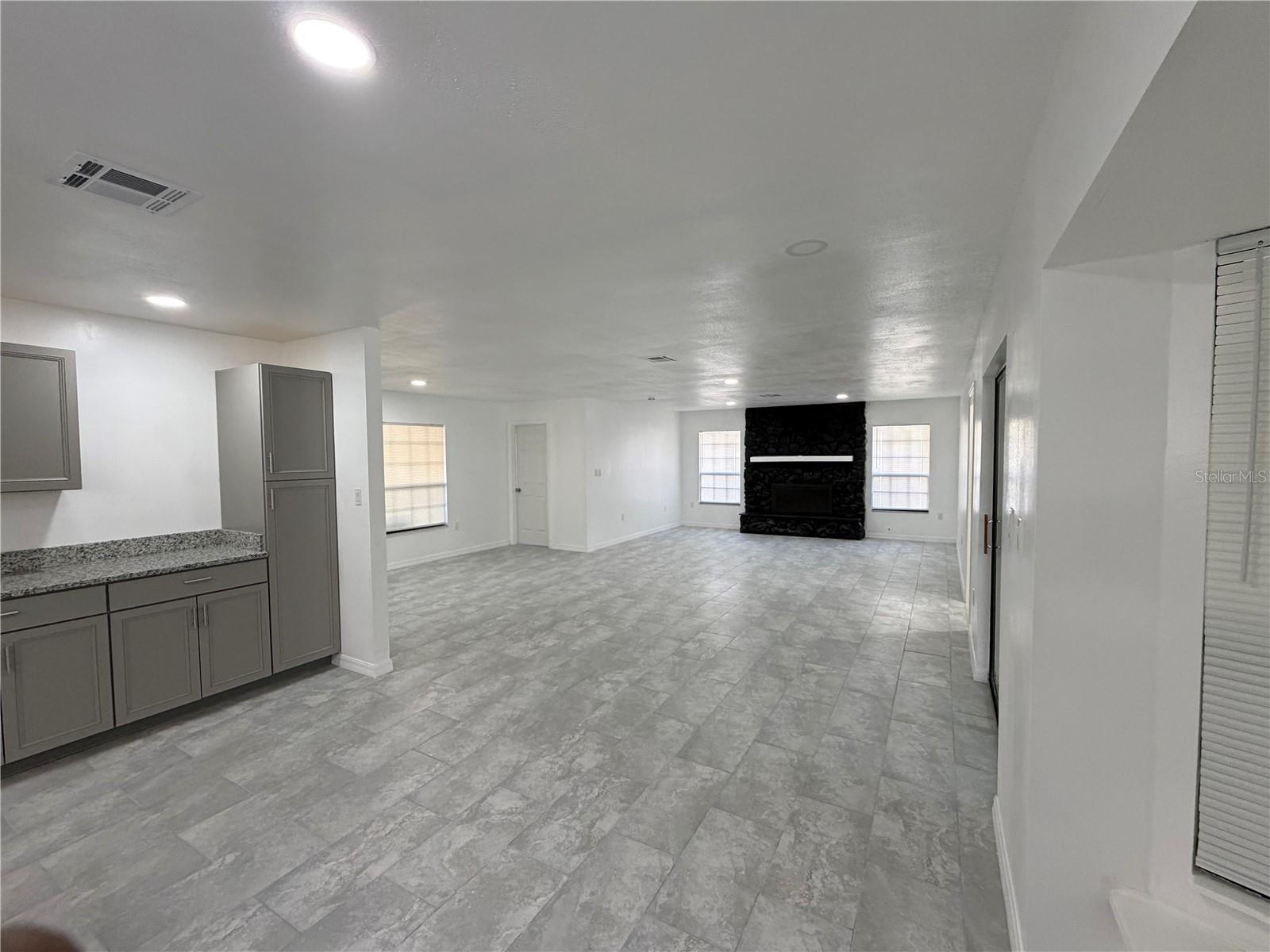 Image 47 of 68 For 9910 Canterbury Drive