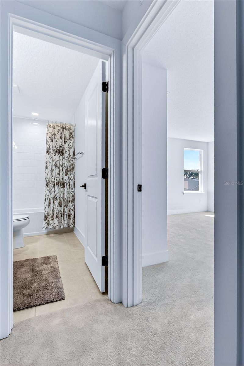 Image 38 of 70 For 3441 Bluff Oak