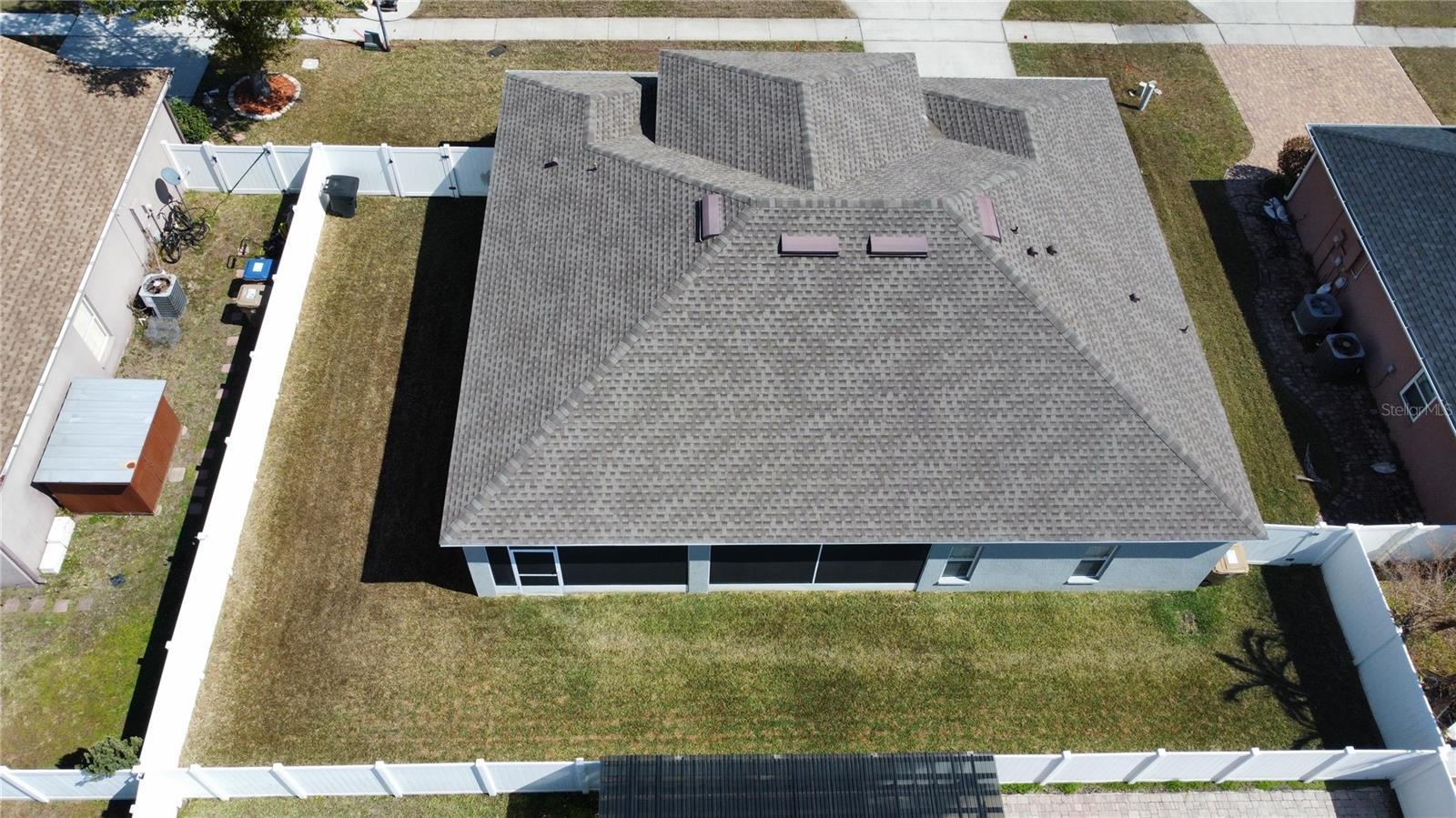 Image 27 of 37 For 3860 Siskin Drive