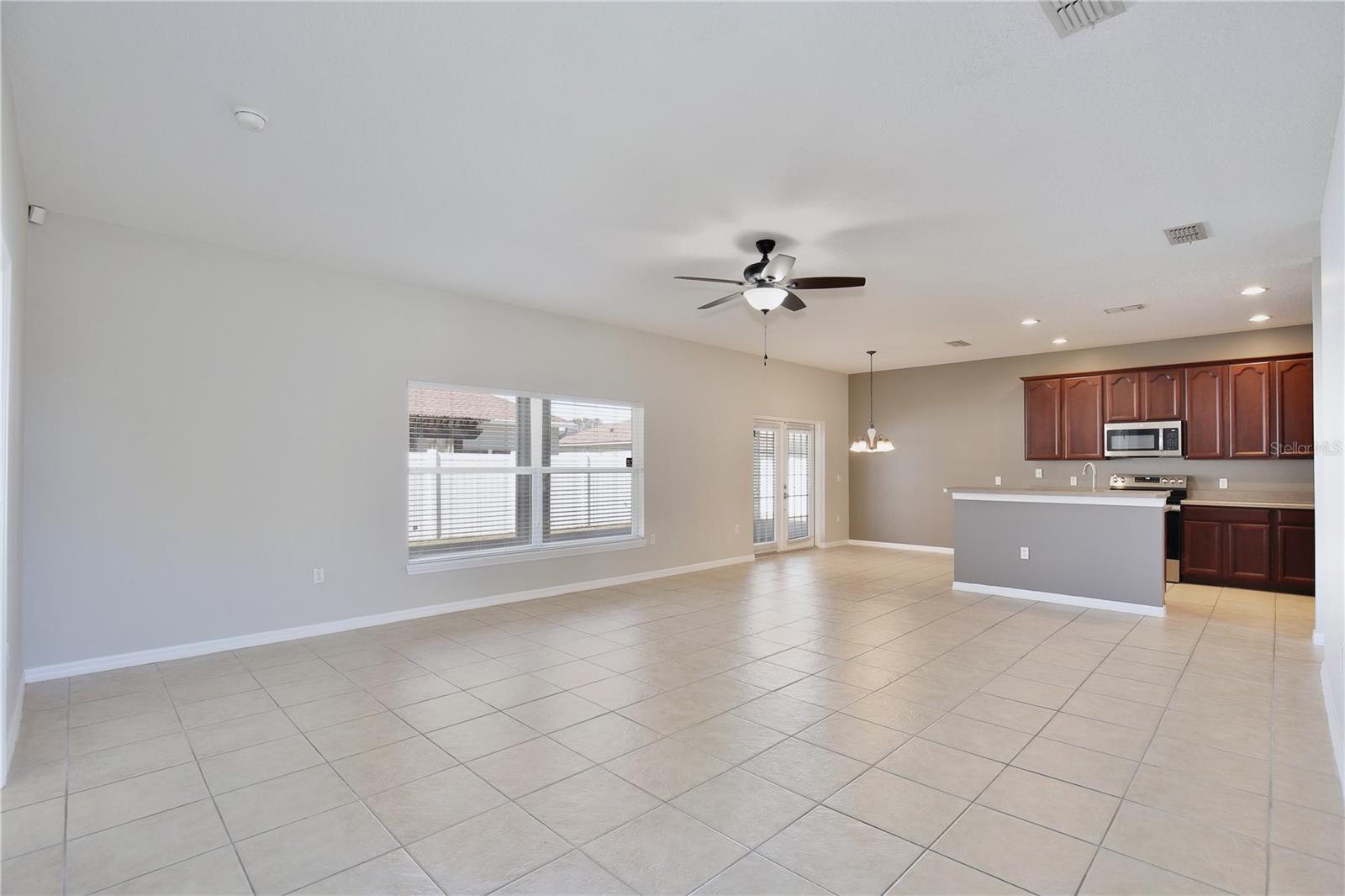 Image 5 of 37 For 3860 Siskin Drive