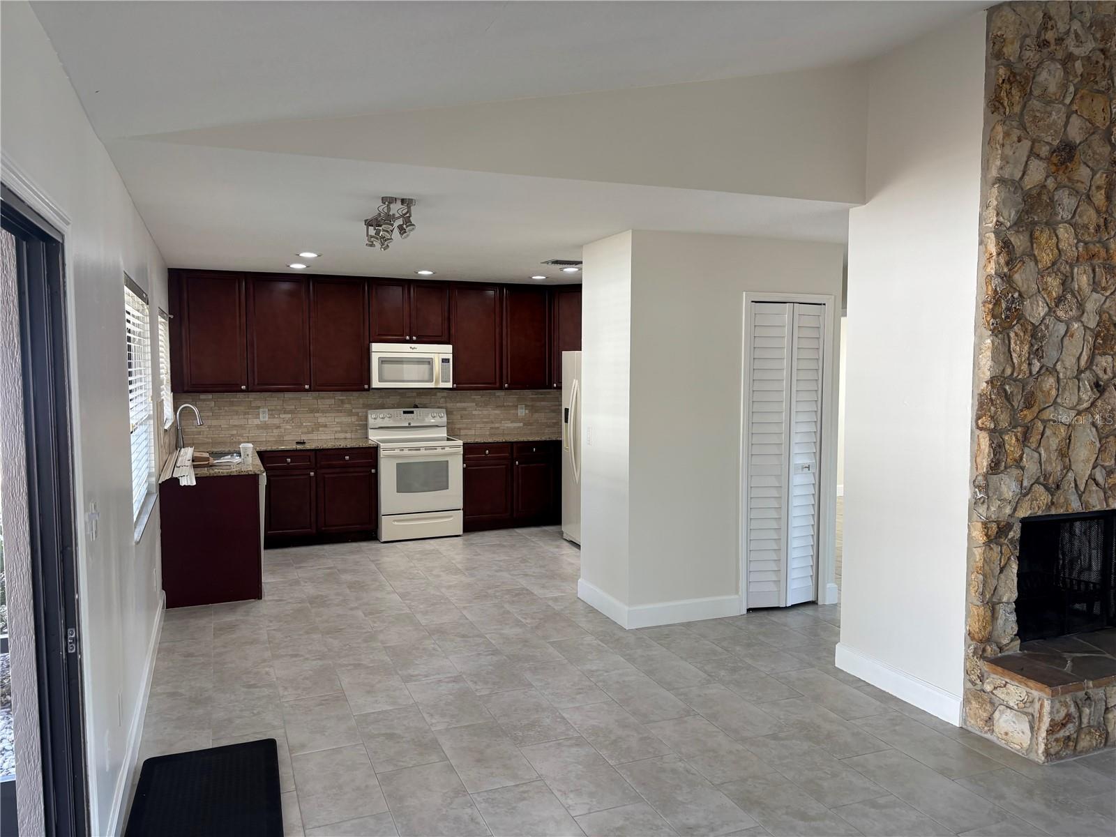 Image 5 of 15 For 1813 Cheryl Drive