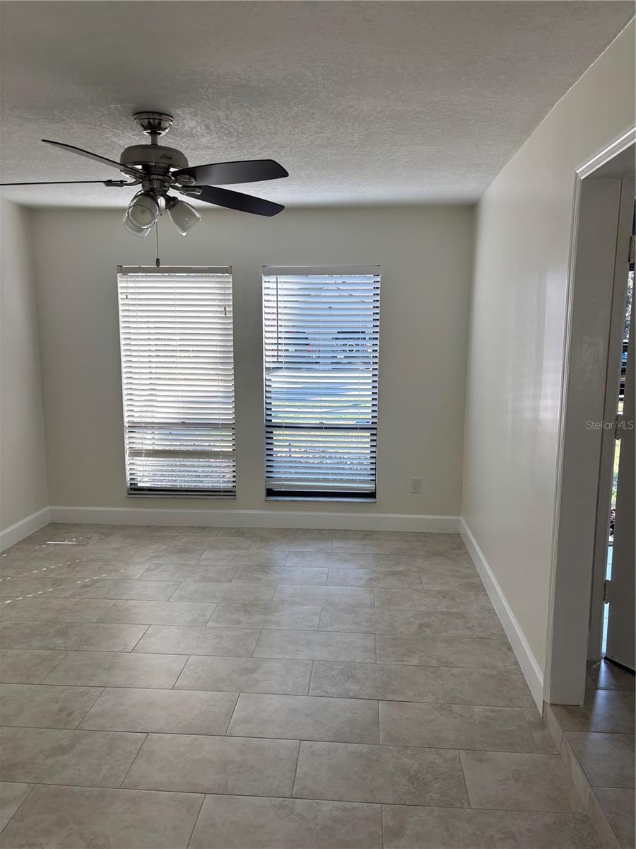 Image 7 of 15 For 1813 Cheryl Drive