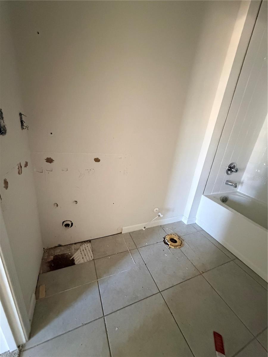 Image 7 of 8 For 146 Piave Street