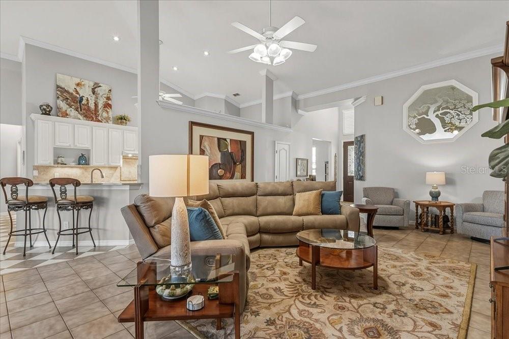 Image 12 of 70 For 857 Kingsbridge Drive