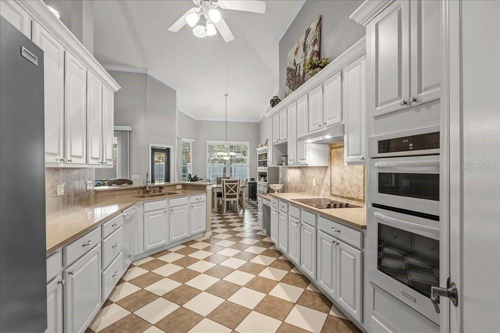 Image 15 of 70 For 857 Kingsbridge Drive