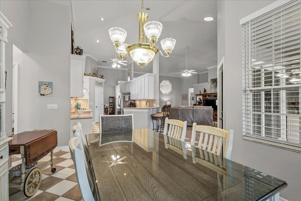 Image 20 of 70 For 857 Kingsbridge Drive