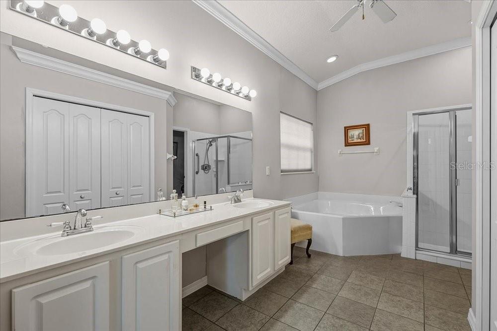 Image 40 of 70 For 857 Kingsbridge Drive