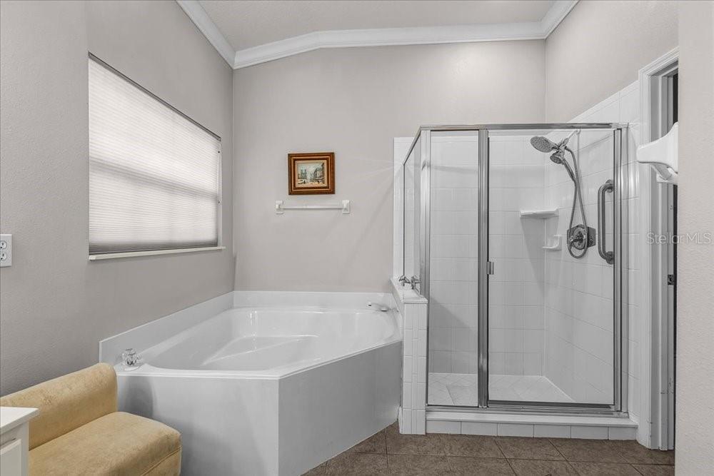 Image 41 of 70 For 857 Kingsbridge Drive