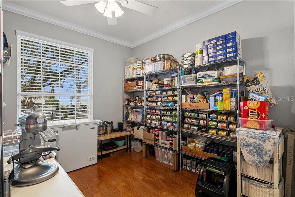 Image 52 of 70 For 857 Kingsbridge Drive