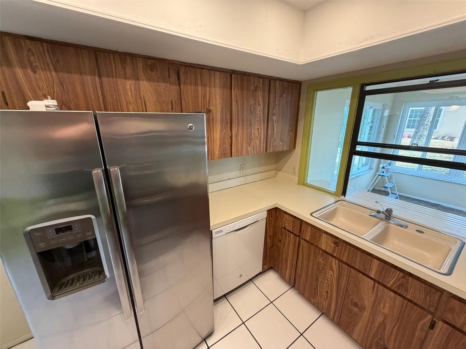 Listing photo id 9 for 6408 Pine Meadows Drive