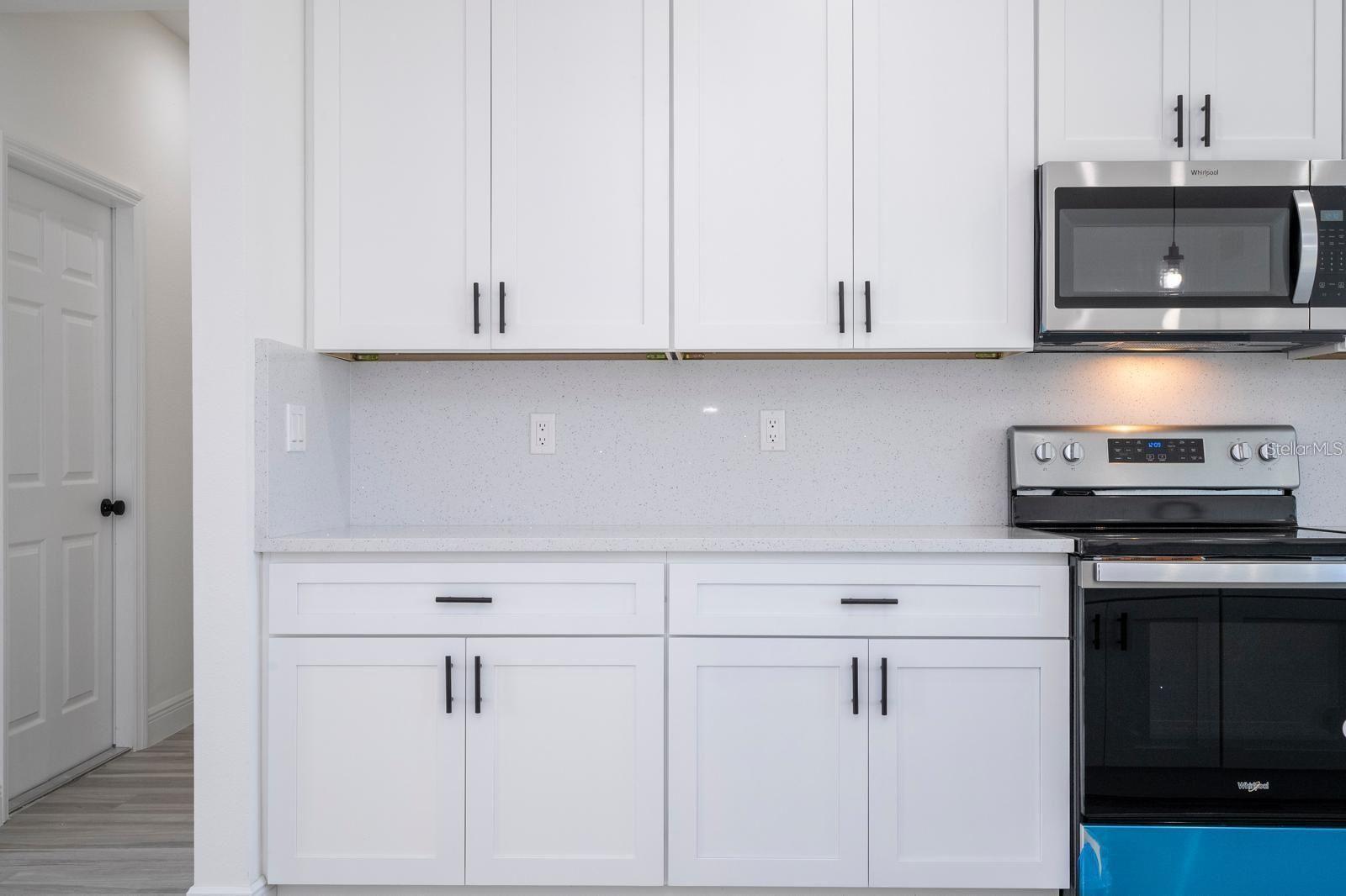 Image 17 of 39 For 3211 128th Street Road