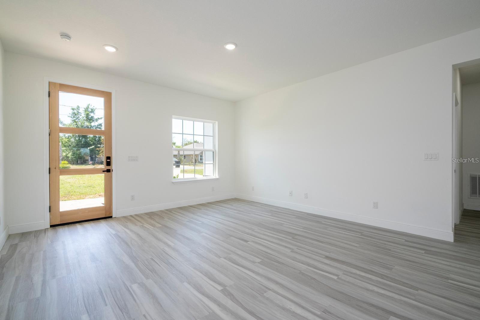 Image 26 of 39 For 3211 128th Street Road