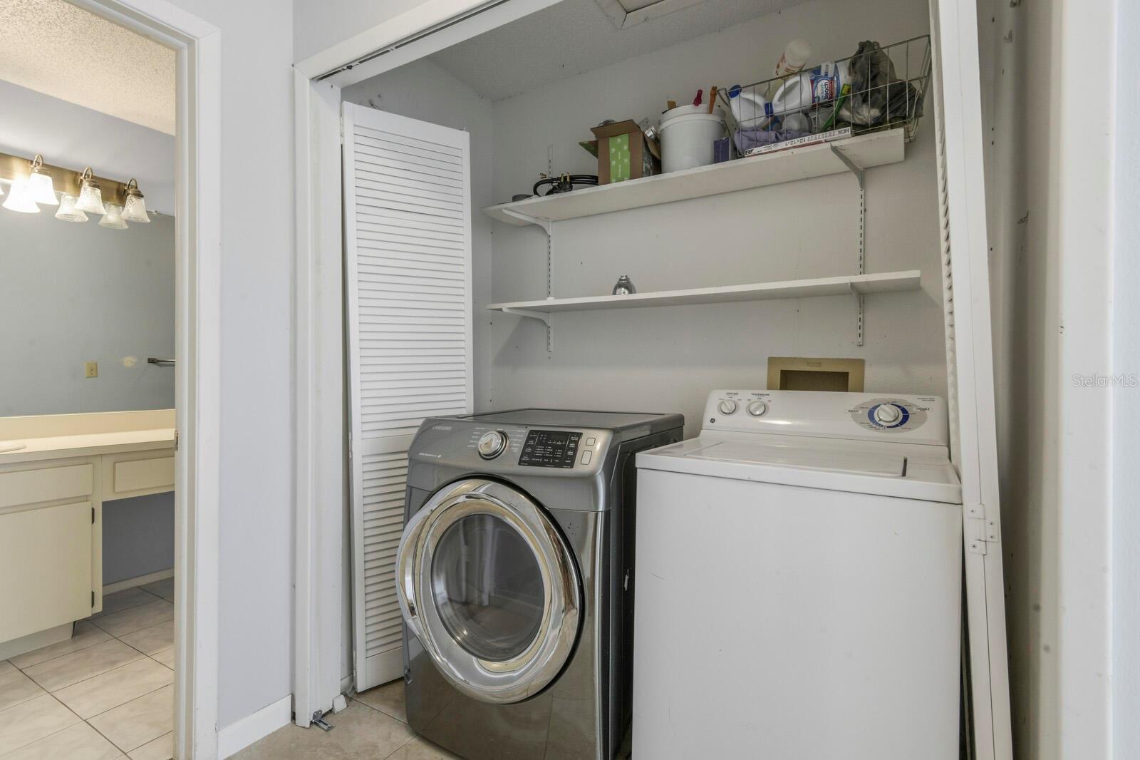 Image 19 of 26 For 10827 Venice Circle