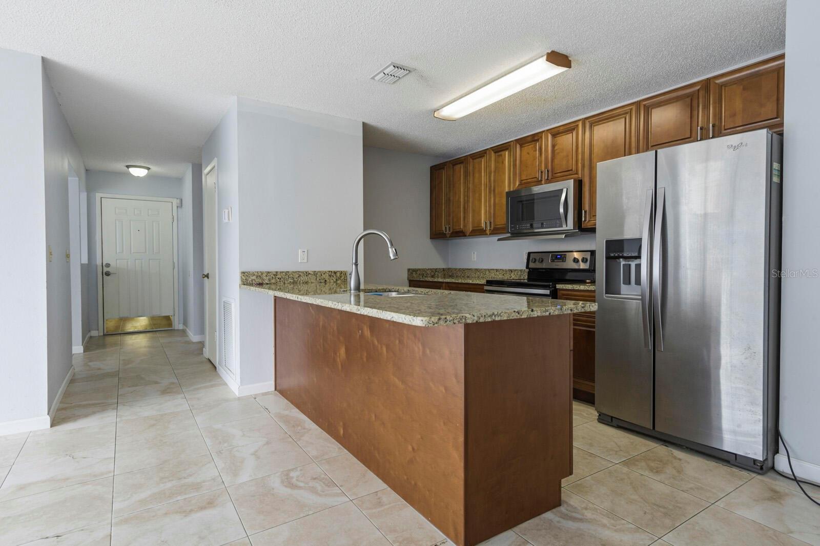 Image 5 of 26 For 10827 Venice Circle