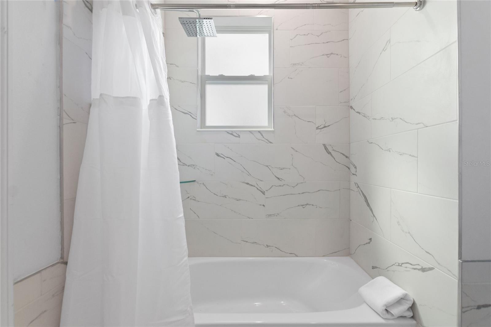 Image 28 of 61 For 452 Famagusta Drive