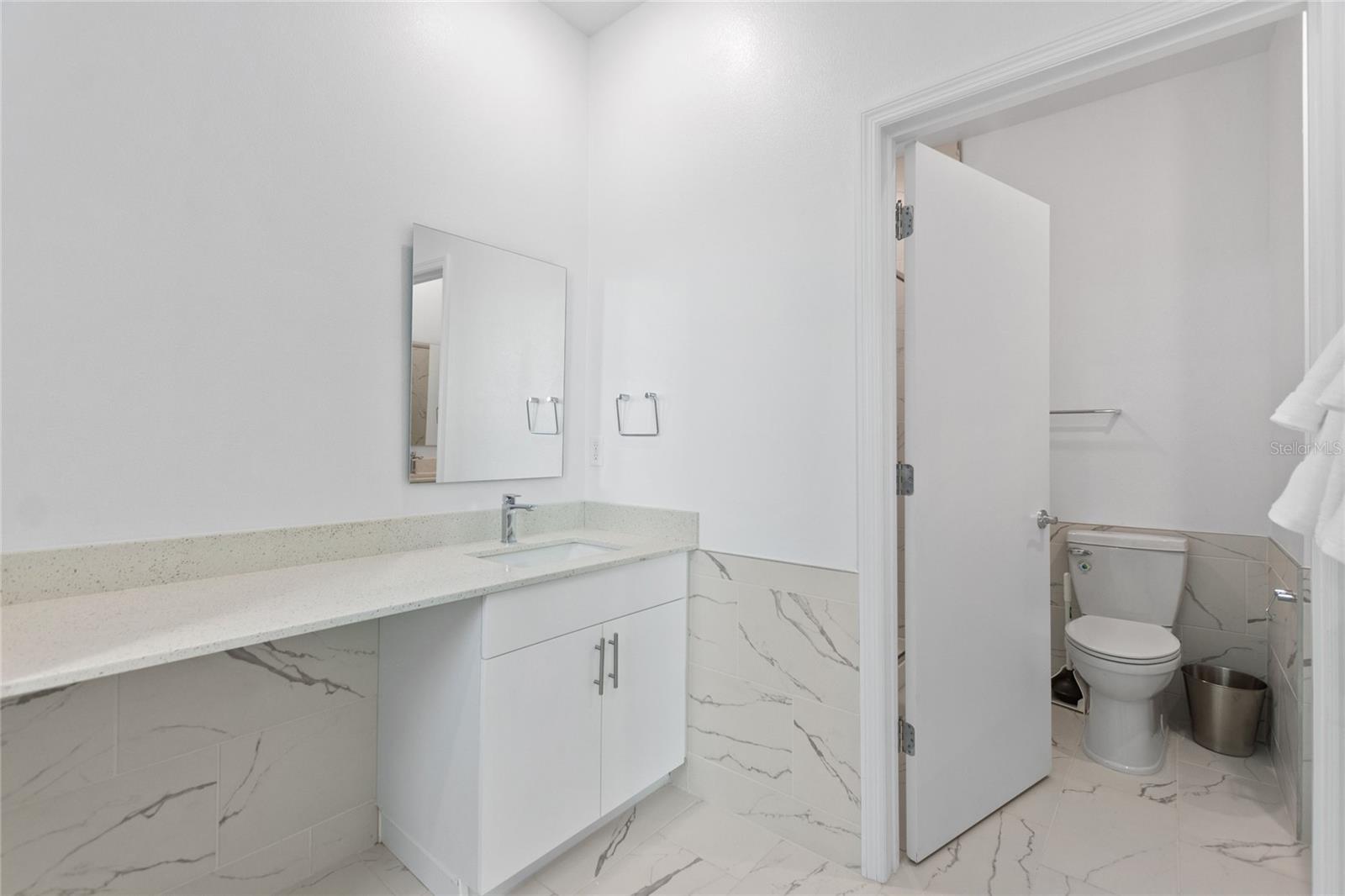 Image 29 of 61 For 452 Famagusta Drive