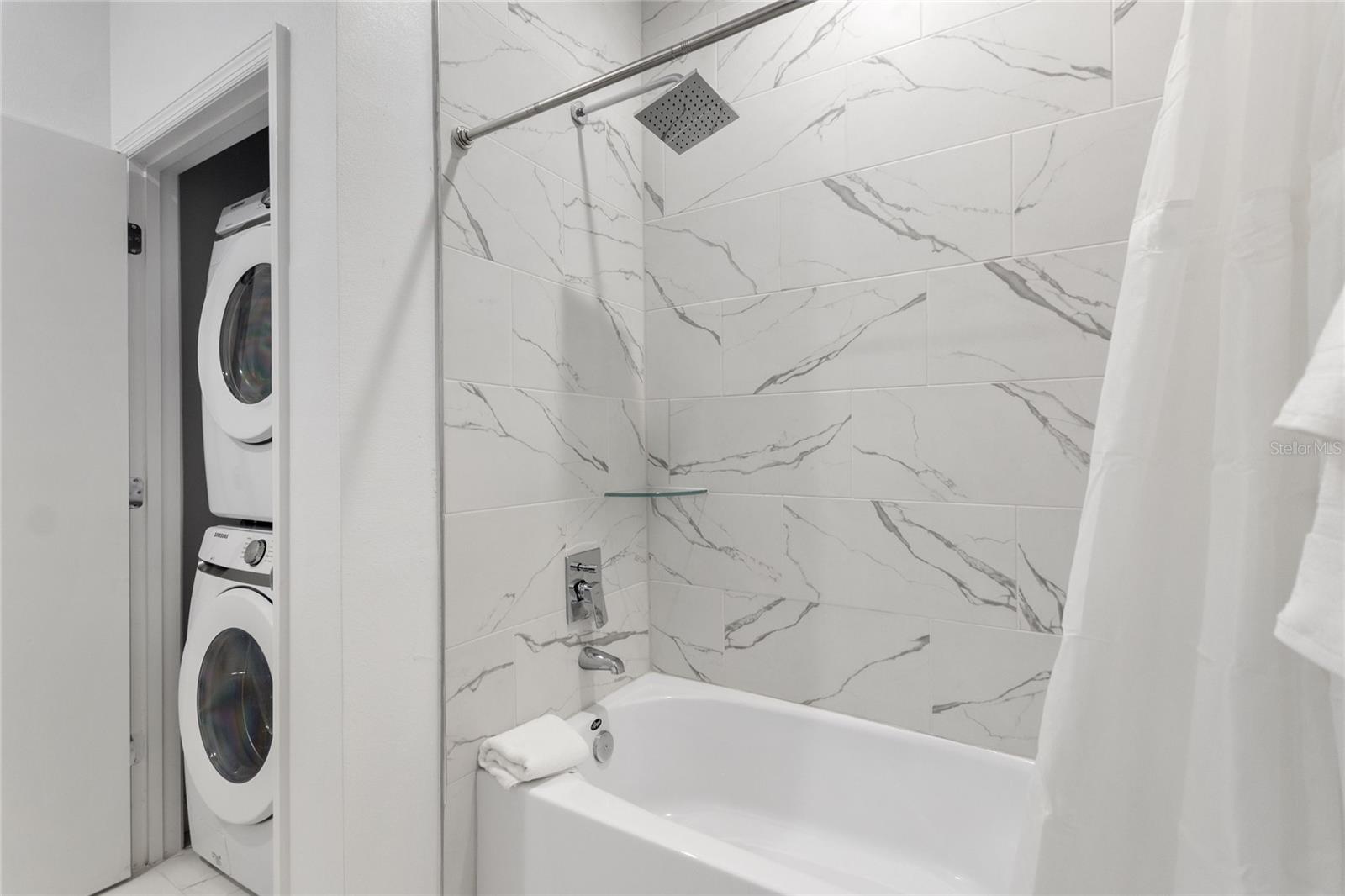 Image 37 of 61 For 452 Famagusta Drive