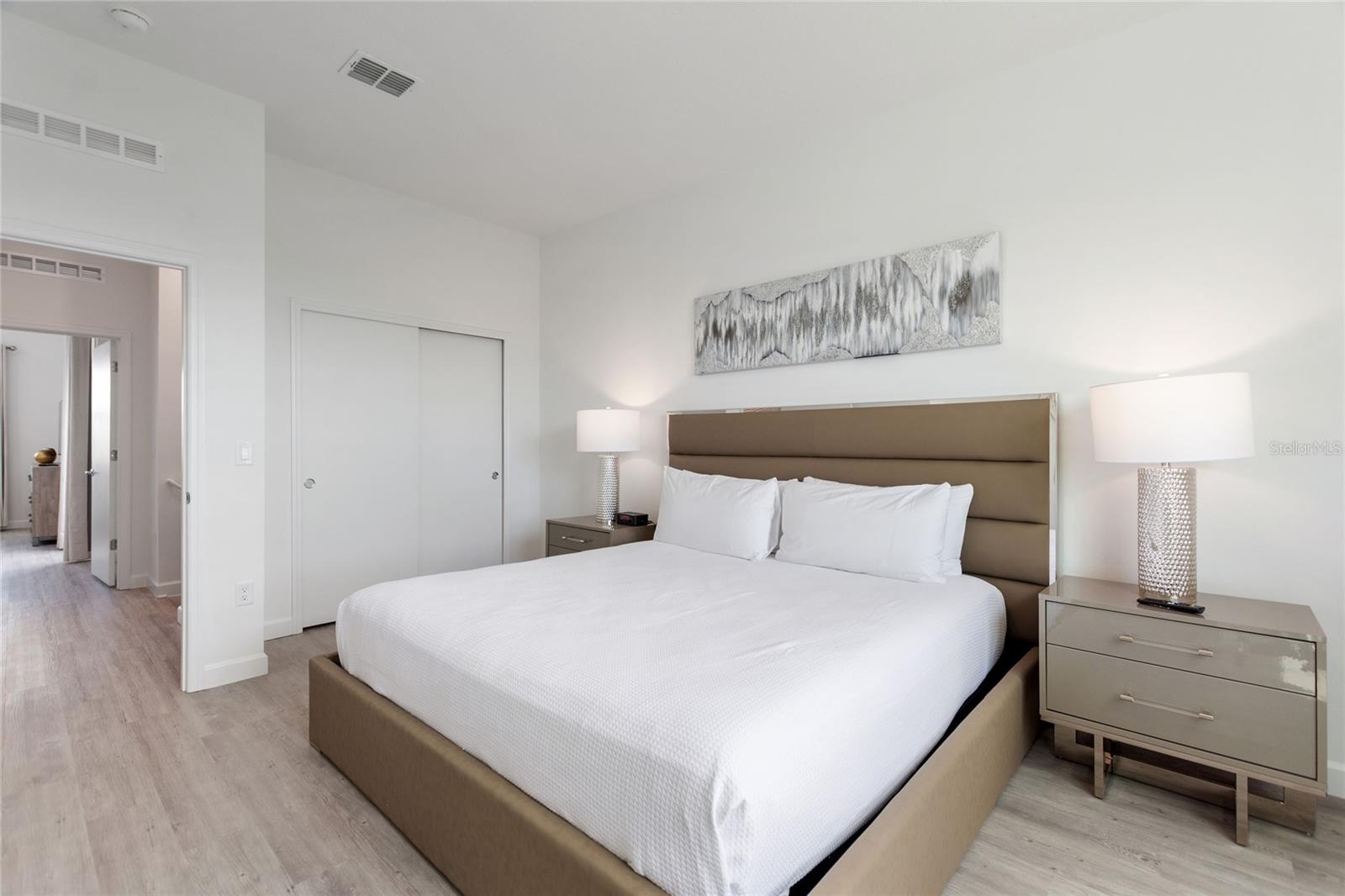 Image 38 of 61 For 452 Famagusta Drive