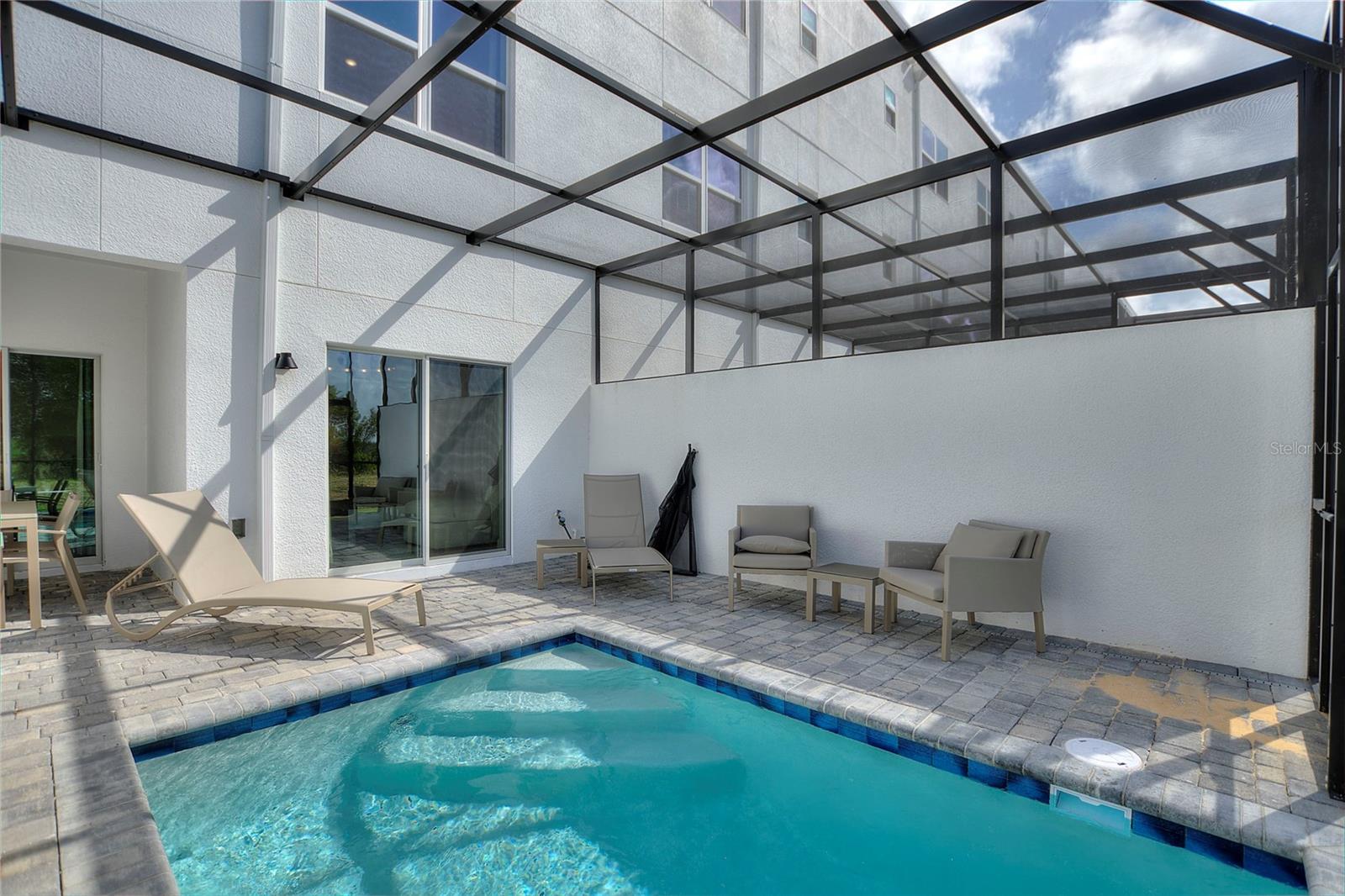 Image 4 of 61 For 452 Famagusta Drive