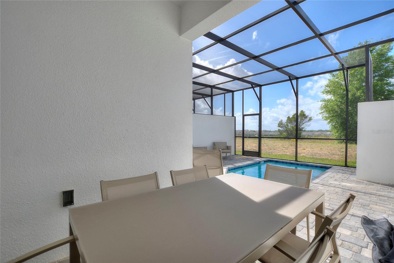 Image 7 of 61 For 452 Famagusta Drive