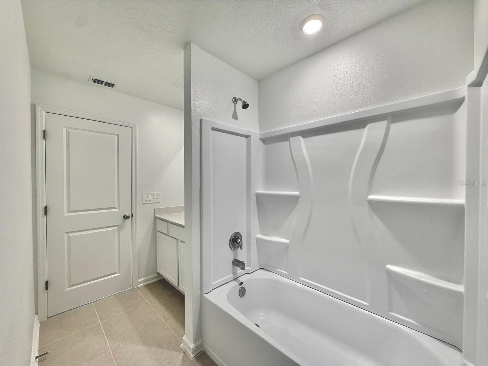 Image 18 of 21 For 2764 Lookout Ridge Road