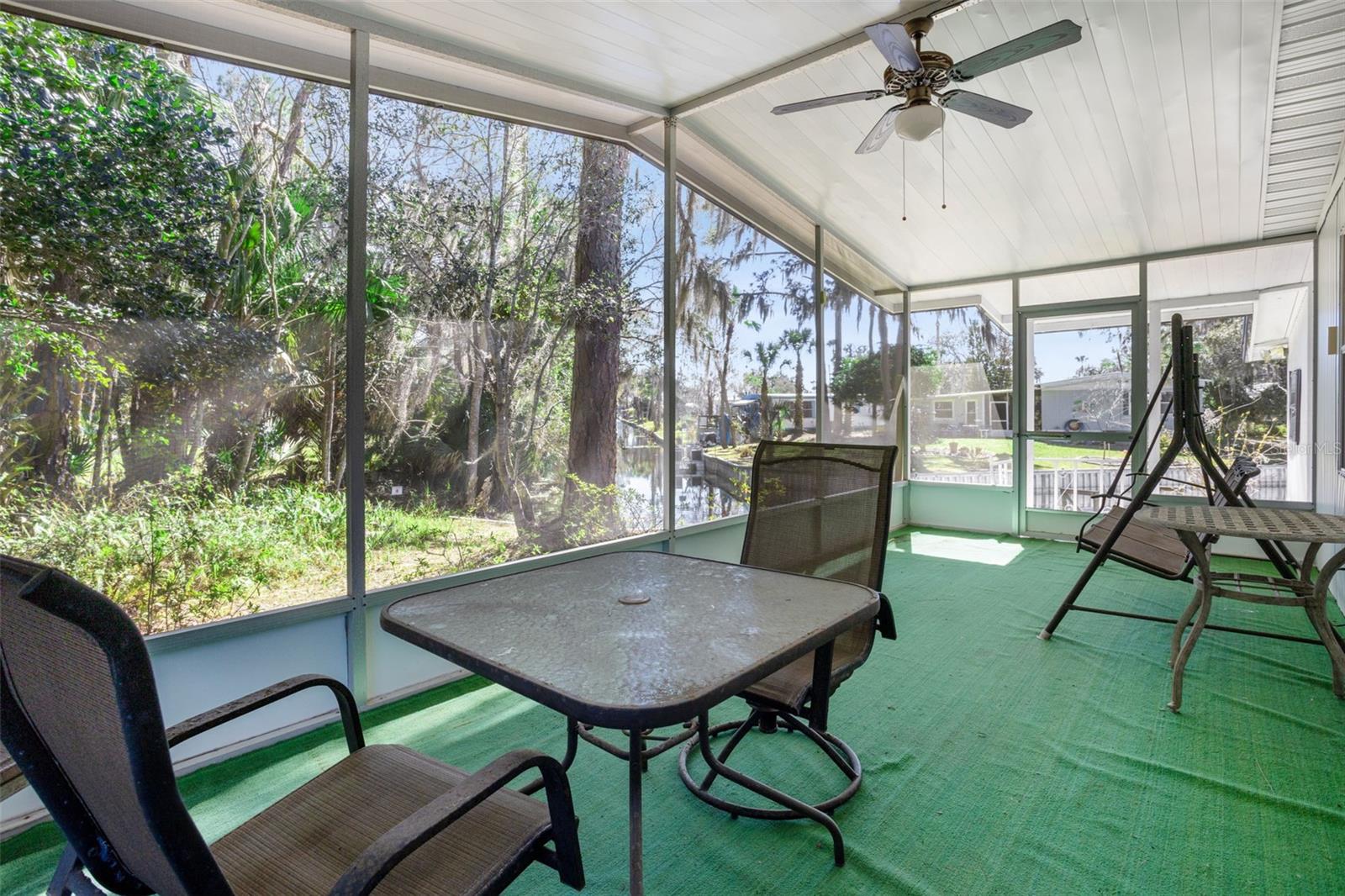 Image 21 of 39 For 197 Palm Meadows Drive