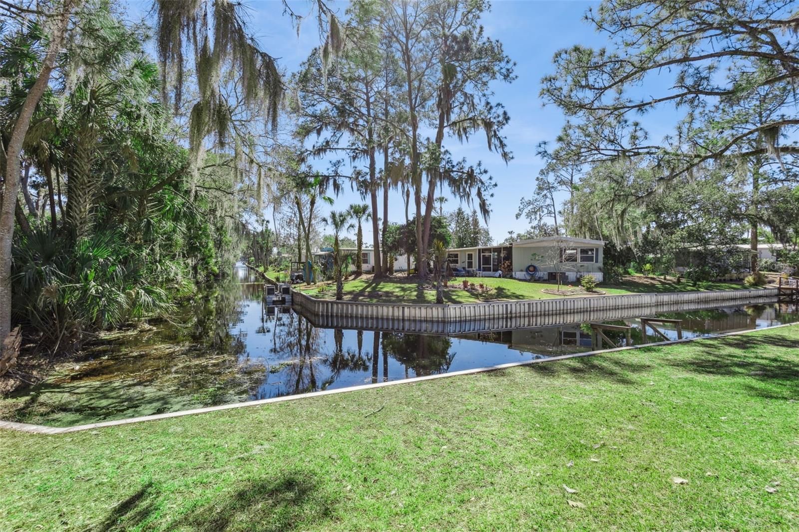 Image 27 of 39 For 197 Palm Meadows Drive