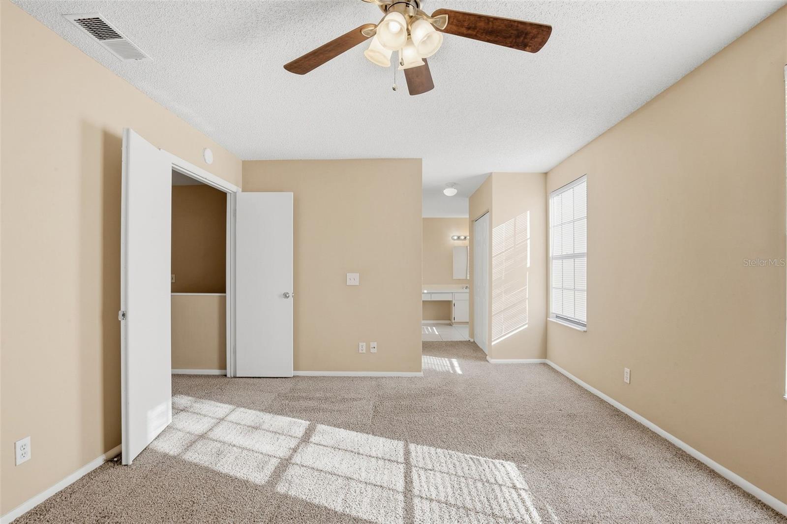 Image 26 of 45 For 15908 Bridgewater Lane