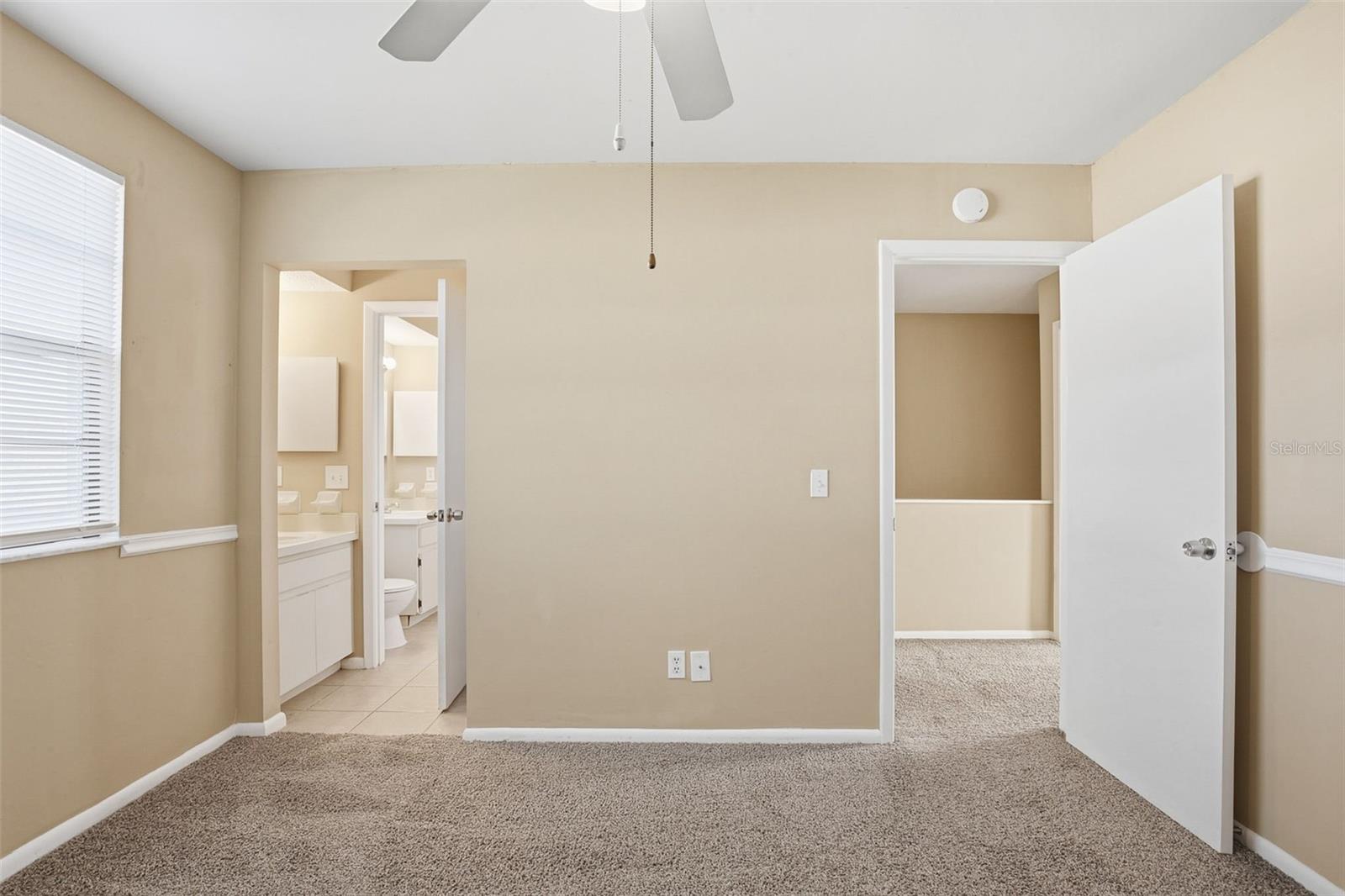 Image 32 of 45 For 15908 Bridgewater Lane