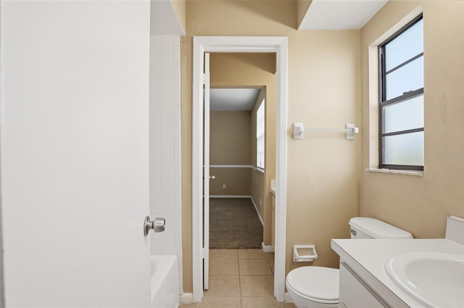 Image 37 of 45 For 15908 Bridgewater Lane