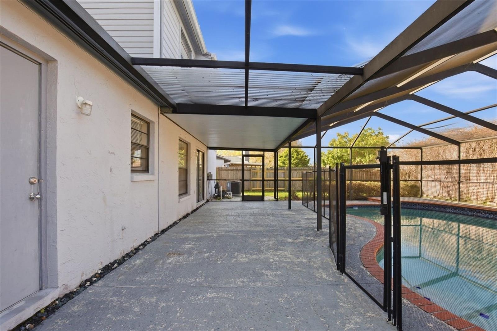 Image 39 of 45 For 15908 Bridgewater Lane