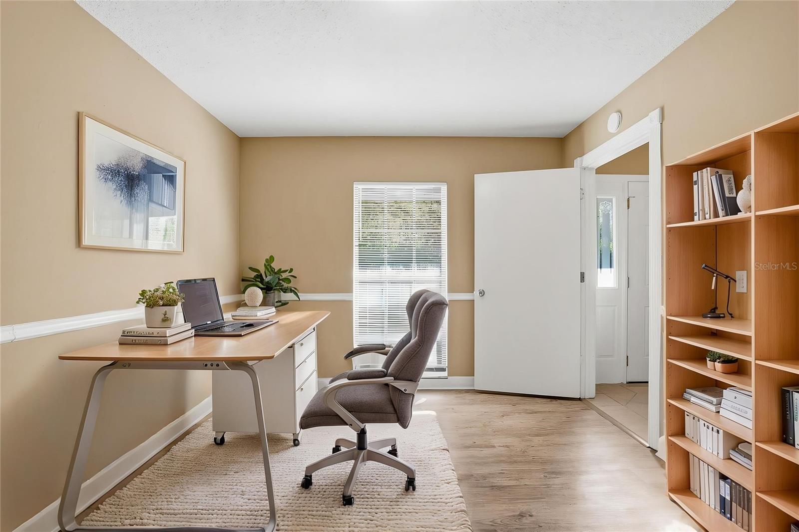 Image 4 of 45 For 15908 Bridgewater Lane