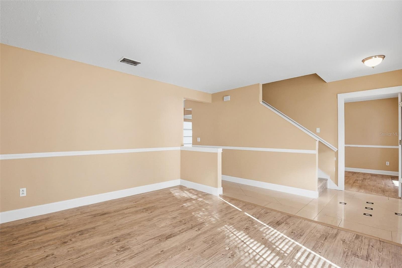 Image 9 of 45 For 15908 Bridgewater Lane