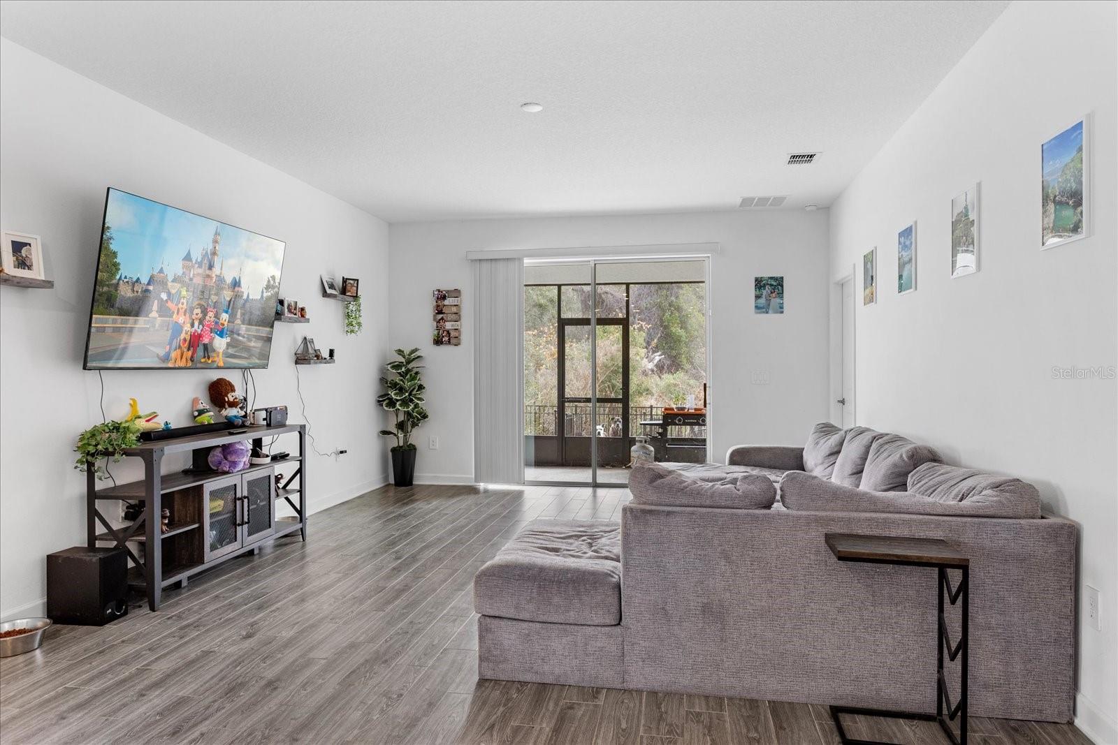 Image 14 of 31 For 1774 Good Neighbor Loop