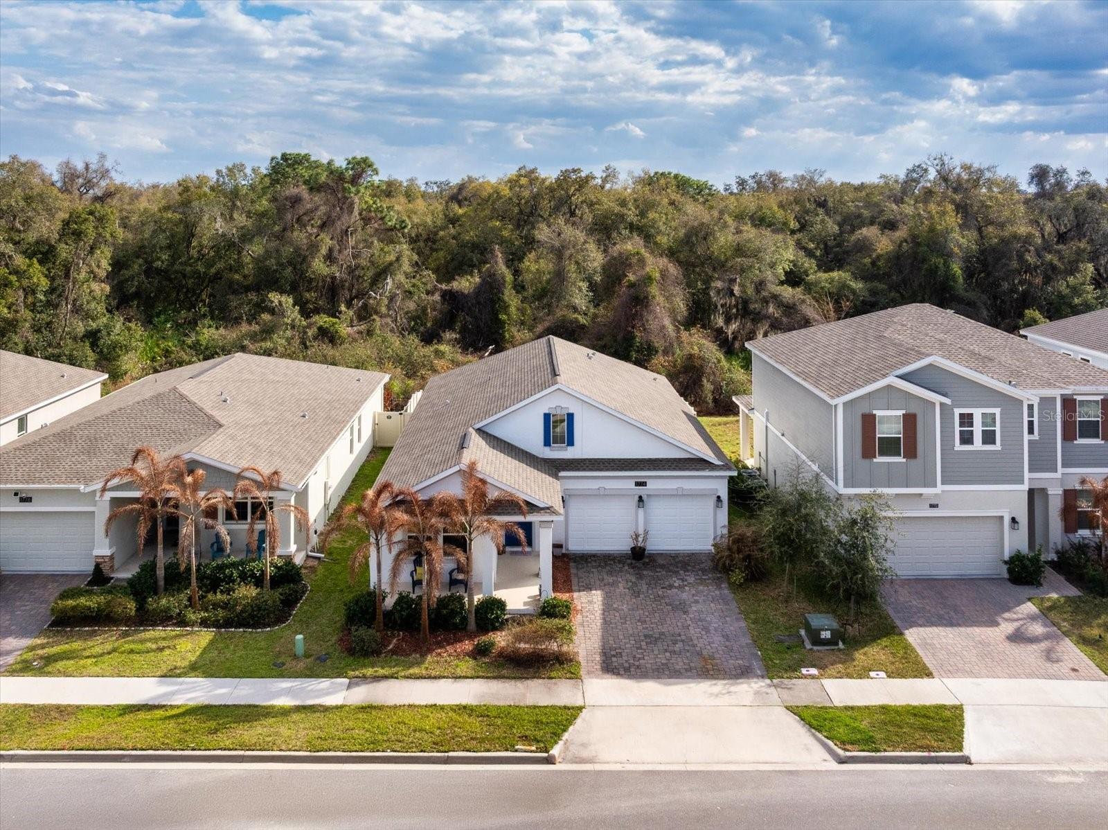 Image 2 of 31 For 1774 Good Neighbor Loop