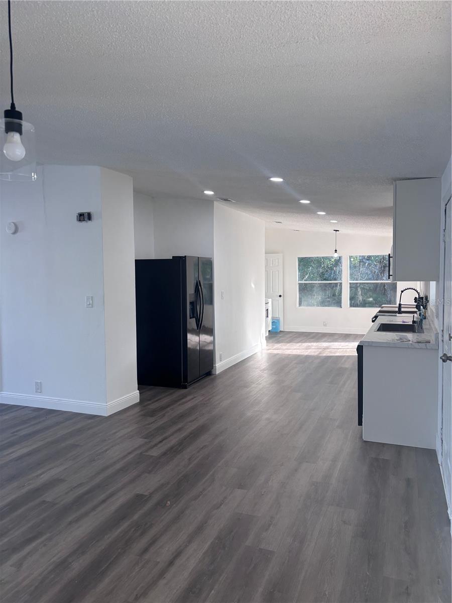 Image 10 of 24 For 2620 Einwood Drive