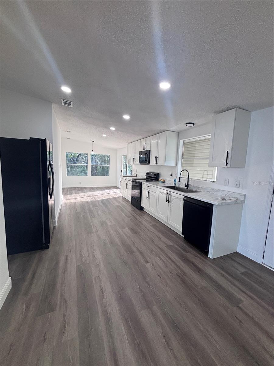 Image 13 of 24 For 2620 Einwood Drive