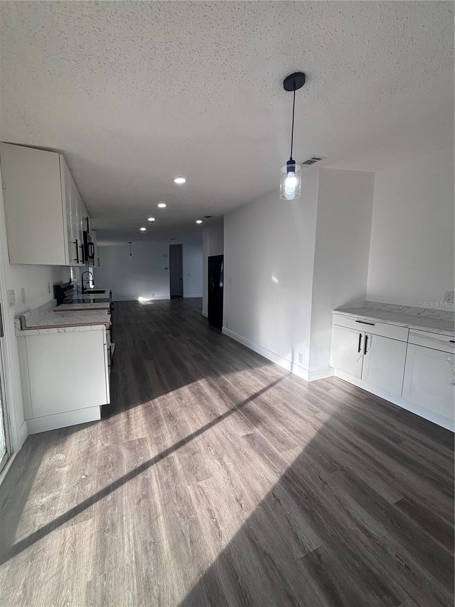 Image 16 of 24 For 2620 Einwood Drive