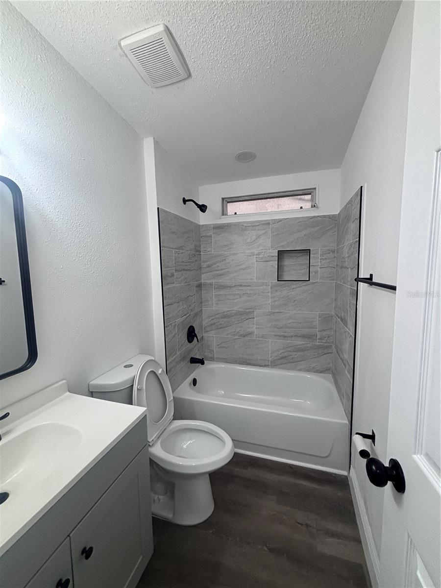 Image 18 of 24 For 2620 Einwood Drive