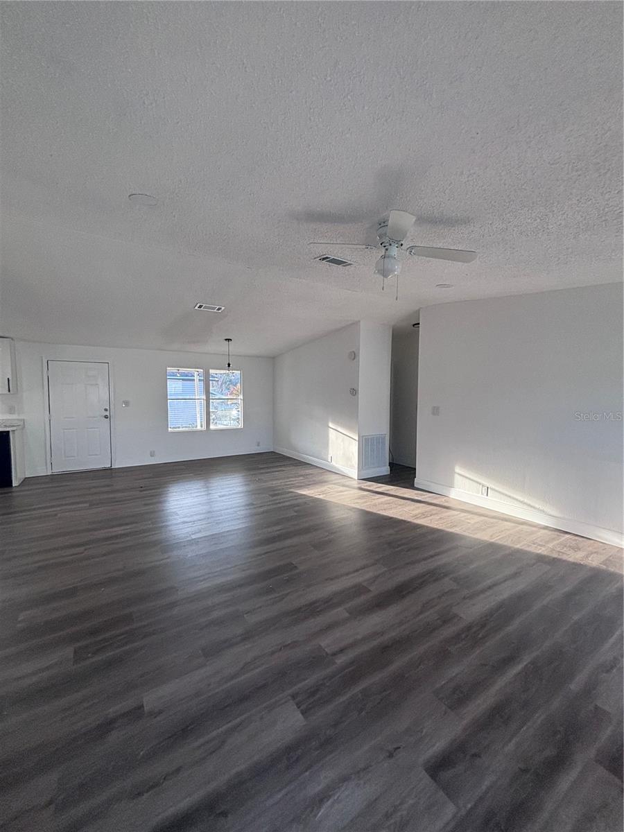 Image 8 of 24 For 2620 Einwood Drive