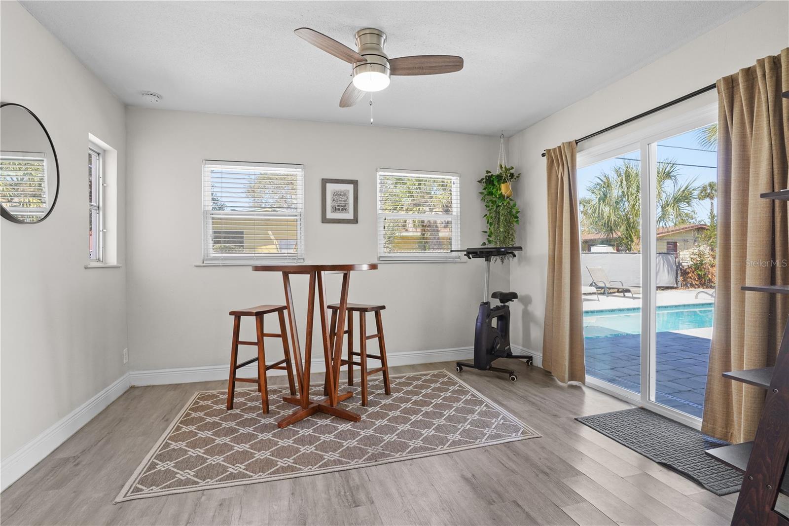 Image 19 of 39 For 1030 Alice Drive