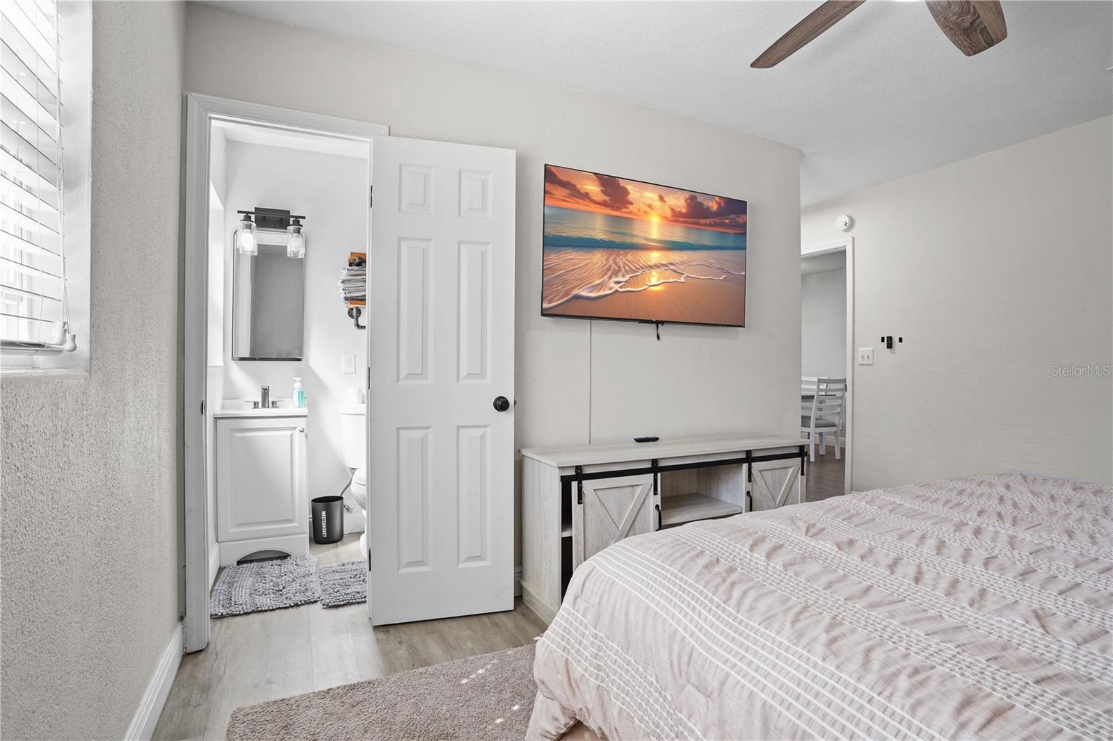 Image 25 of 39 For 1030 Alice Drive