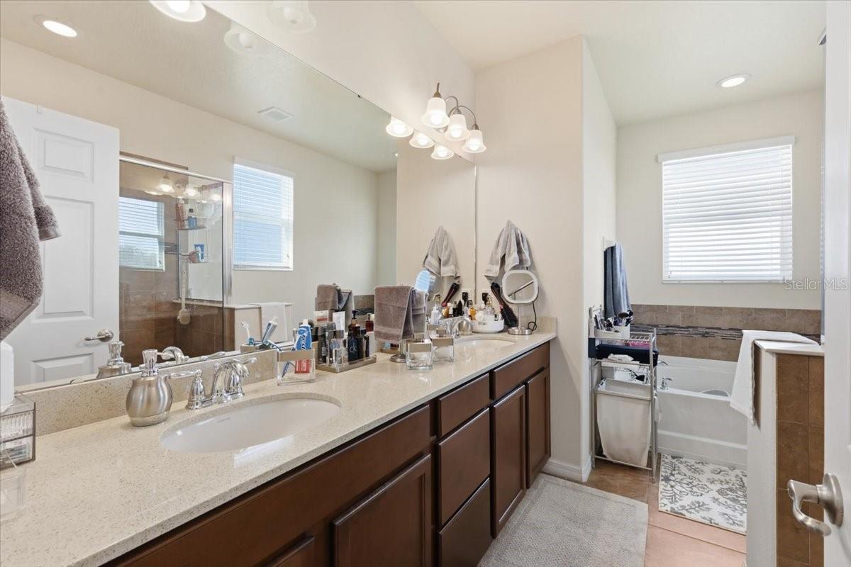 Image 13 of 18 For 4915 Southlawn Avenue